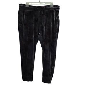 Lululemon Women's Size 14 Purple Silver Velvet Cropped Jogger Pants
